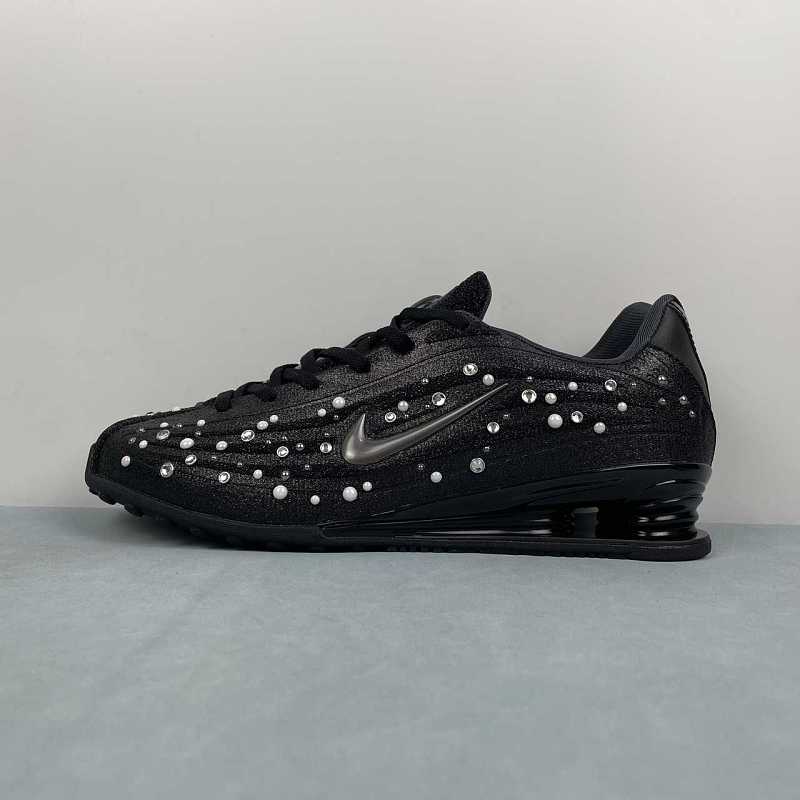 NIKE SHOX Z IQ1157-010 36-46